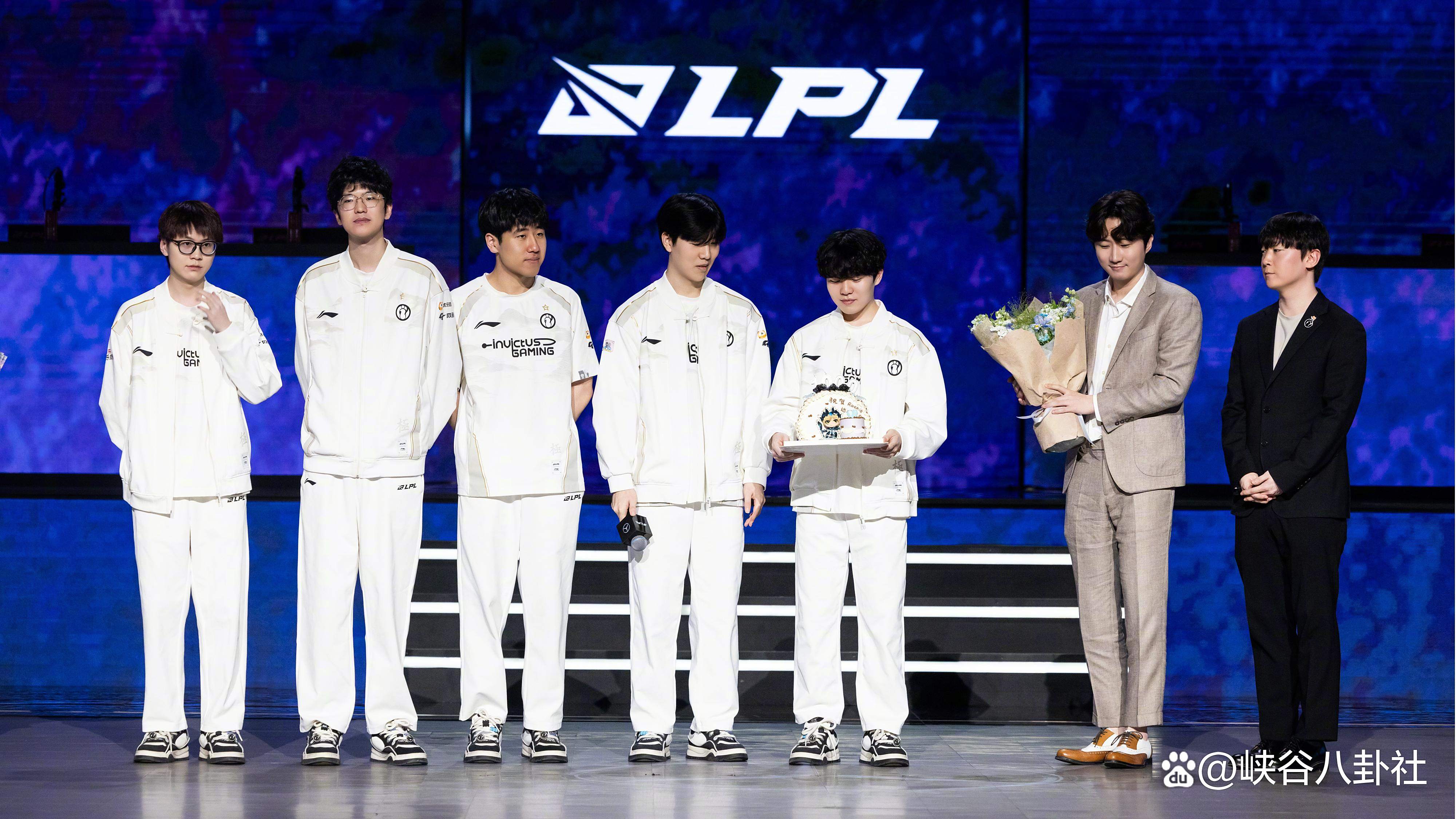 开云官方网站-Rookie意外战胜法国队，重返赛场引爆全场！上演精彩一战-开云官方网站