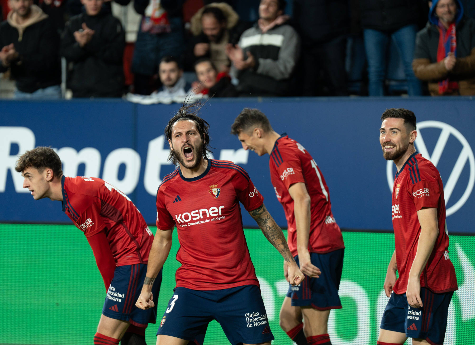 巴塞罗那训练开放日；窗口期造点机会引欢呼；足总杯在即；阵容厚度经受考验