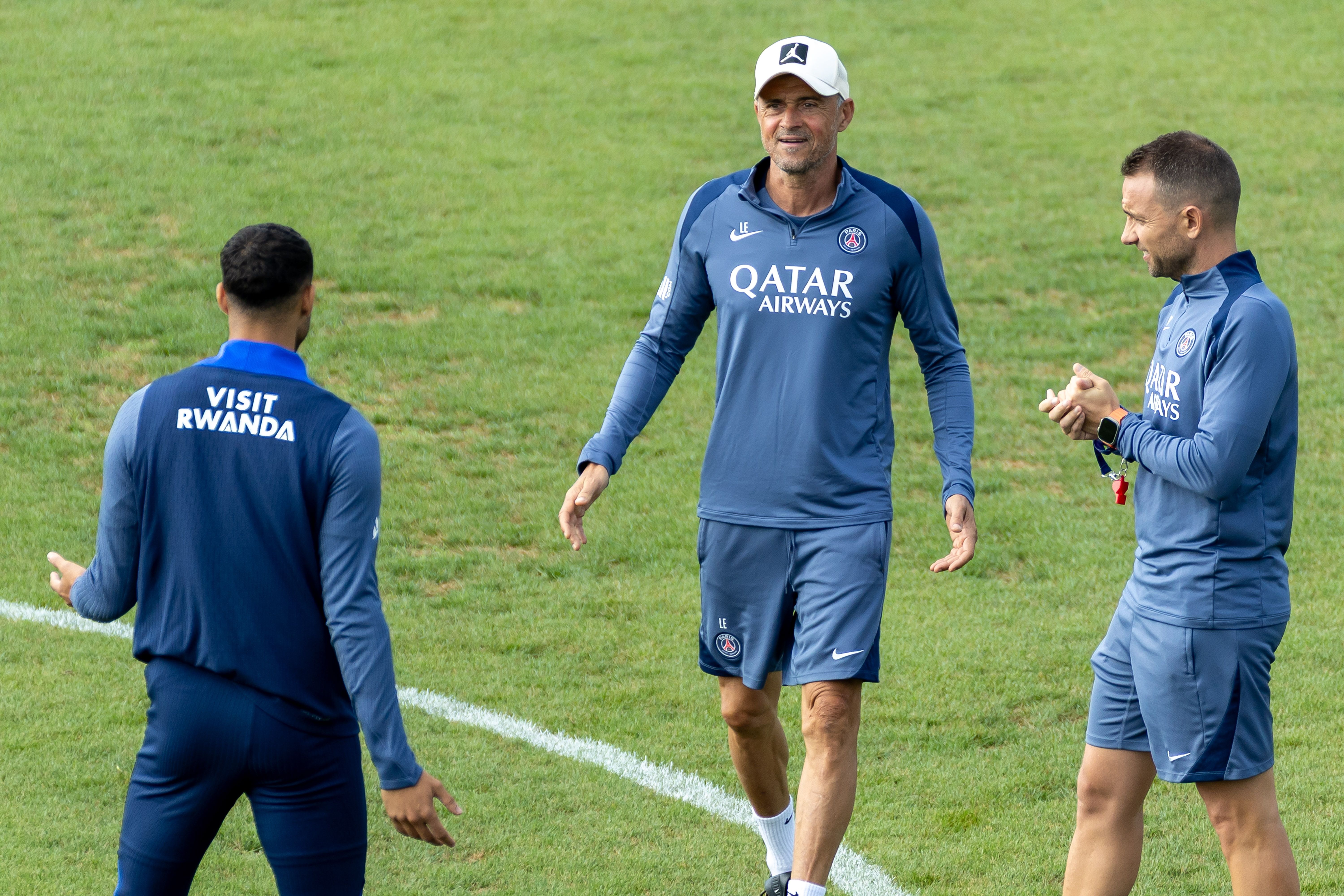 清晨巴黎圣日耳曼备战NBA总决赛;官宣签约细节曝光;信心回归;资深球员宣示担当的简单介绍 清晨巴黎圣日耳曼备战NBA总决赛;官宣签约细节曝光;信心回归;资深球员宣示担当的简单介绍