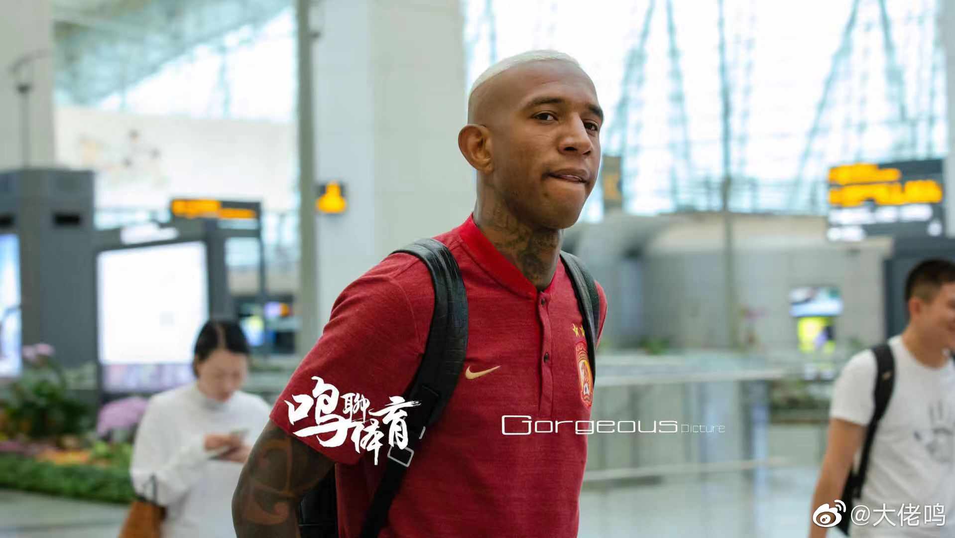 尼斯发布备战花絮,今晨止住颓势,亚冠任务艰巨,年轻球员得到机会的简单介绍 尼斯发布备战花絮,今晨止住颓势,亚冠任务艰巨,年轻球员得到机会的简单介绍