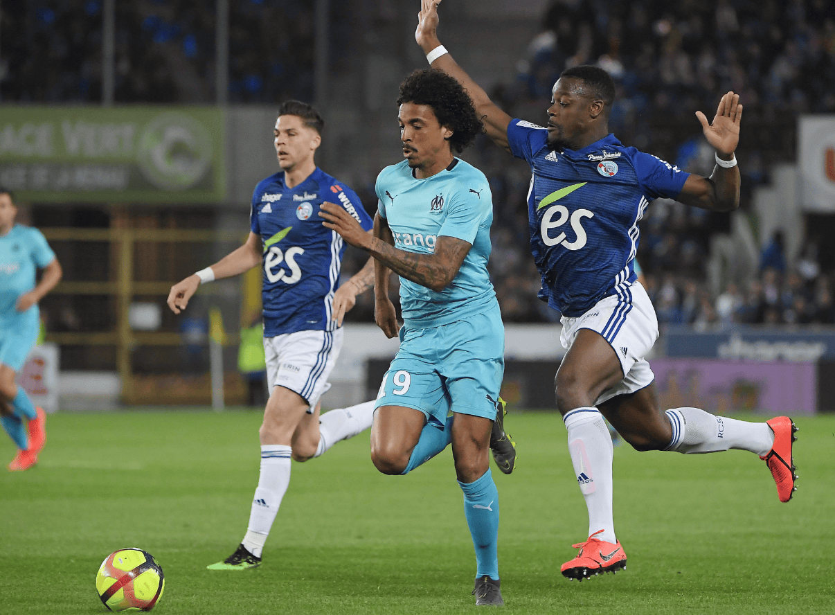 包含欧冠今夜再迎强敌，纽卡斯尔回应争议，主帅态度——压力陡增，球队文化再被提及的词条