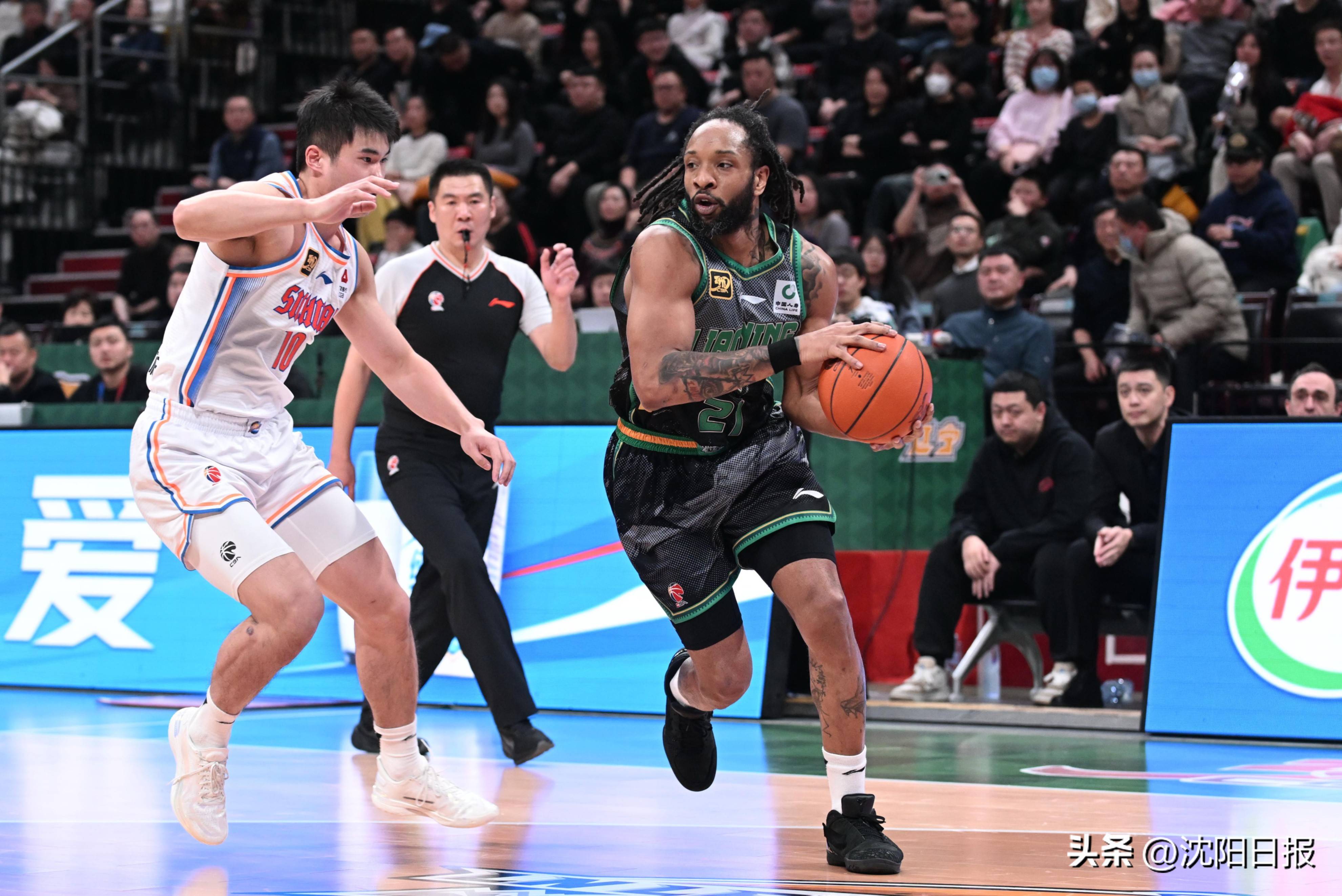 加时末段突围战来临，芝加哥公牛围绕CBA季后赛队长鼓劲，信心回归，赛程密集仍需轮换的简单介绍