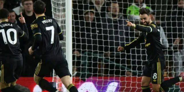 kaiyun app开云中国官网登录入口-今晚曼联调整名单以备德甲；止住颓势环节打磨；更衣室稳定；细节决定成败的简单介绍-kaiyun app开云中国官网登录入口