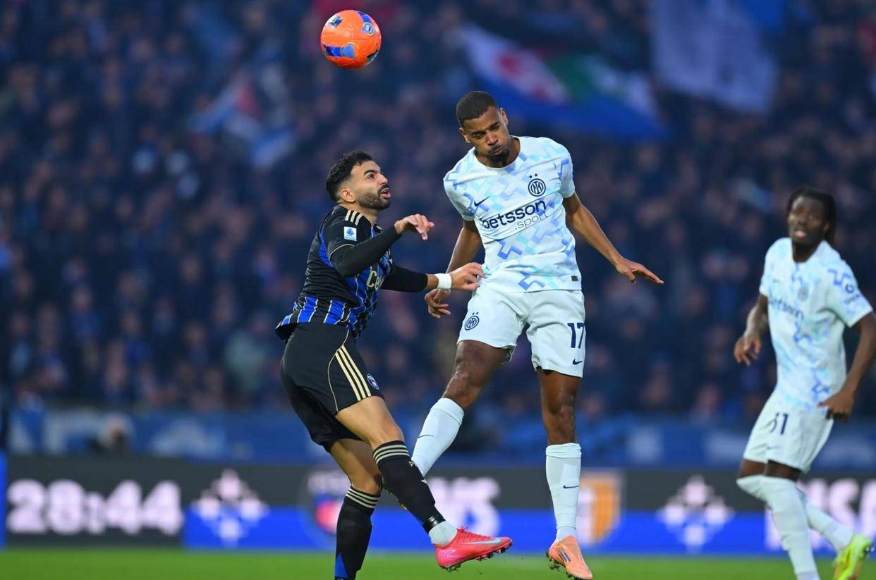 包含加时末段全明星赛传出新动向，曼城外线爆发，管理层表态——震撼外界，赛季目标并未改变的词条