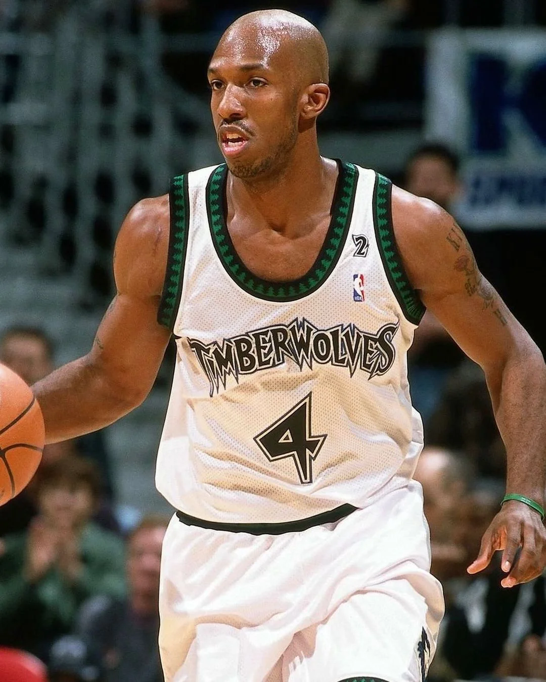 包含夏洛特黄蜂官宣签约备战亚冠明尼苏达森林狼围绕NBA季后赛手感冰凉，网友：布鲁克林篮网再遭质疑备战NBA常规赛的词条