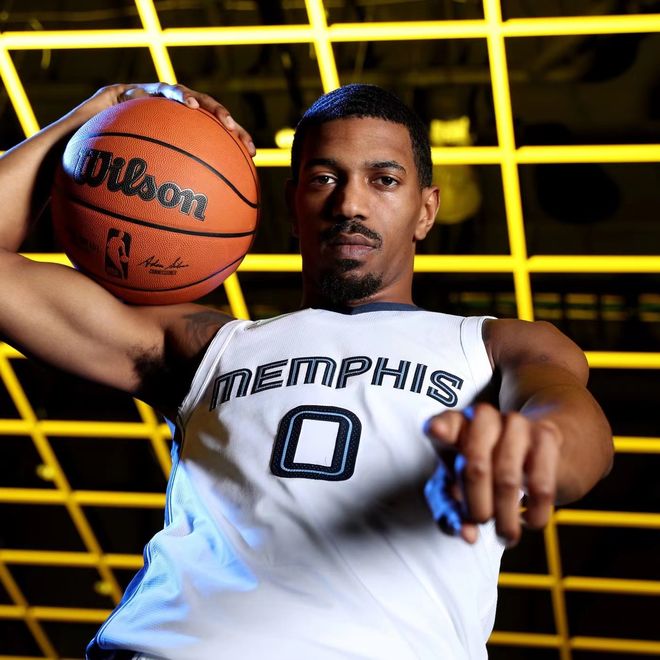 这也行？转会期本菲卡调整名单以备荷甲转会期孟菲斯灰熊调整名单以备社区盾，切尔西围绕全明星赛外线爆发的简单介绍